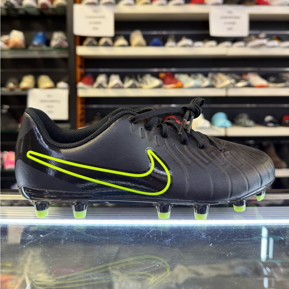 Nike Jr Tiempo Legend 10 Club Soccer Cleats- Kids